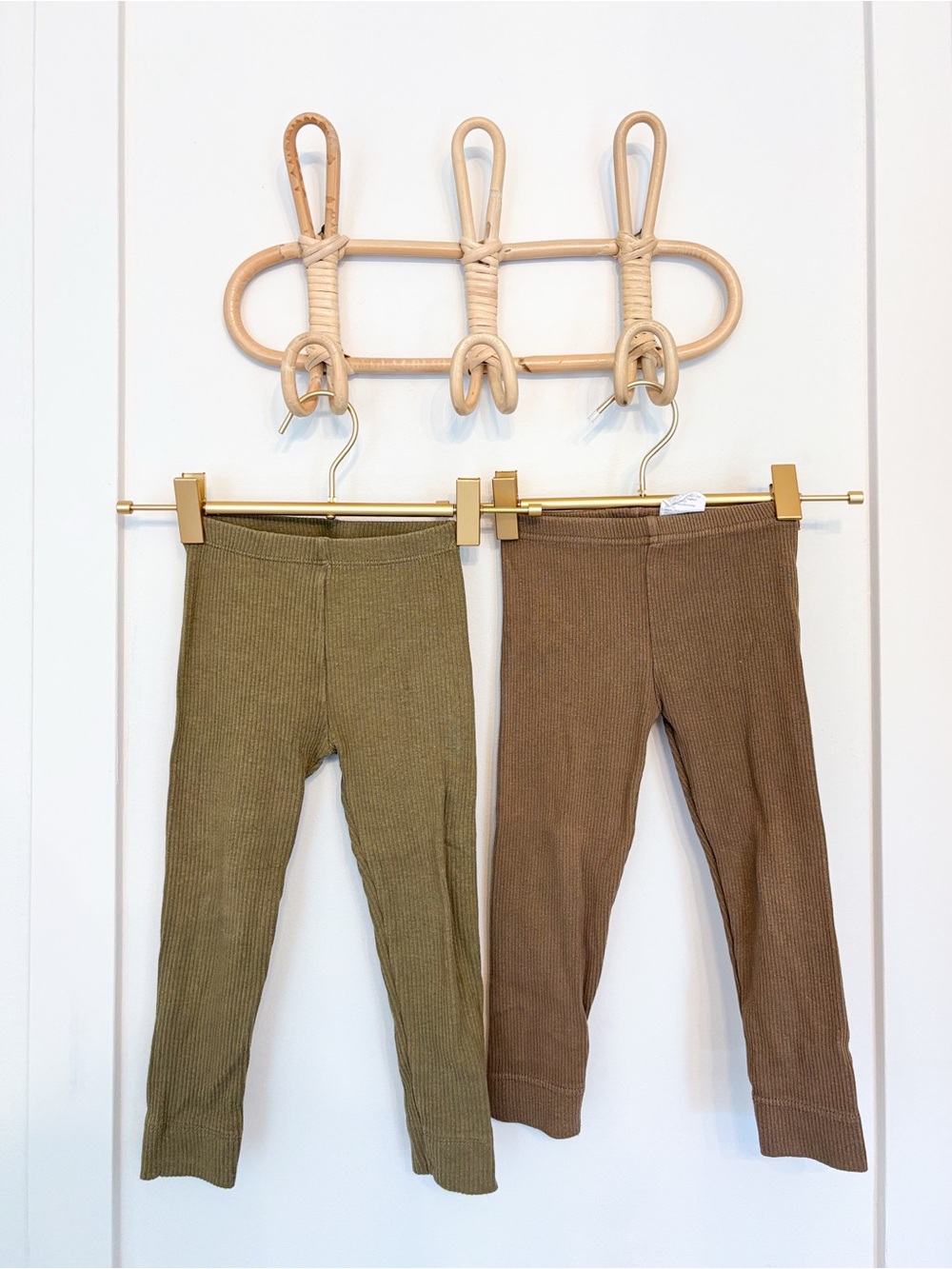 Jamie Kay Ribbed Kids Leggings in Olive & Brown